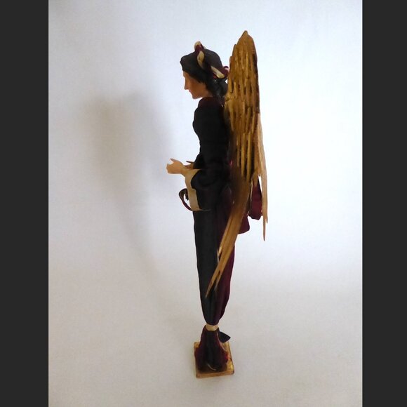 VINTAGE 19” CHRISTMAS ANGEL GOLD WINGS HOLIDAY FIGURE STATUE - Picture 6 of 11